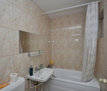Drumul Taberei langa Plaza Mall, garsoniera, bloc stradal bd. Timis... - Fotografie 6