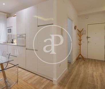 Flat for rent in calle Ibiza. - Photo 2