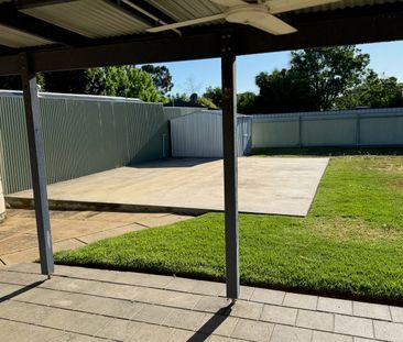 11 Hurd Street, Ashmont, NSW 2650 - Photo 2