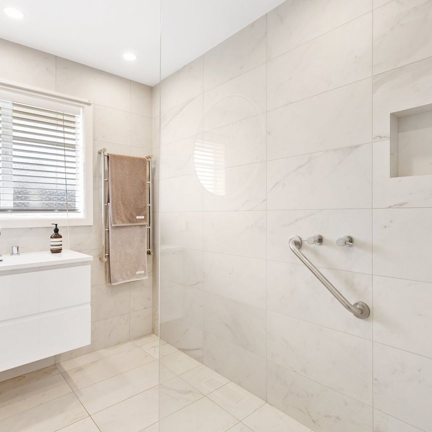 Space, Comfort and Convenience - Gardening Included! - Photo 1