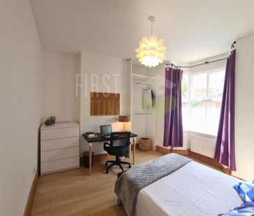 4 bedroom terraced house to rent - Photo 6
