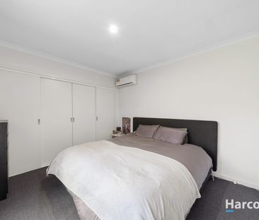 Modern Townhouse! - Photo 2