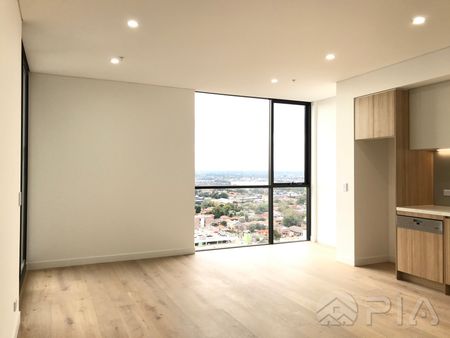 As new one bedroom apartment located in heart of Buwood - Gorgeous Harbour Bridge & City view - Photo 3