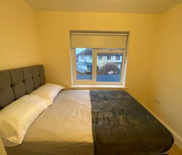 (room) Neasham Road Dagenham, RM8 - Photo 1