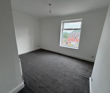 South Parade, Ossett - Photo 4