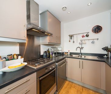 1 Bed Flat, Raymond Chadburn House, E7 - Photo 6