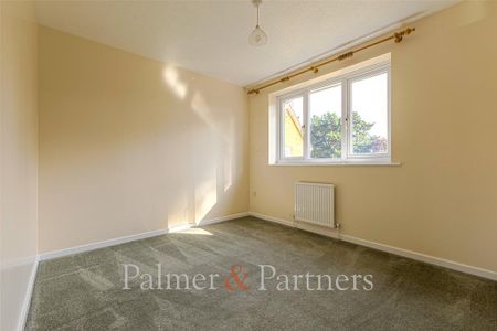 3 bedroom detached house to rent - Photo 3