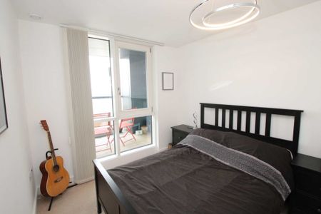 1 bed Flat for rent - Photo 5