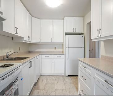 For Lease - 131 Edgehill Drive Unit# O5, Barrie, Ontario - Photo 1
