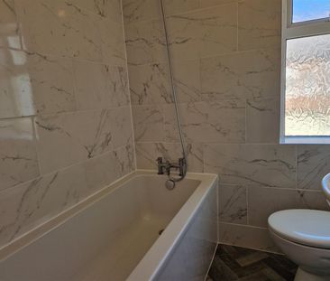3 bed flat to rent in Danby Gardens, Heaton, NE6 - Photo 5