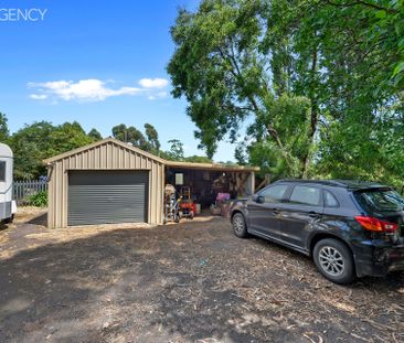 Private Country Living in Forth - Photo 6