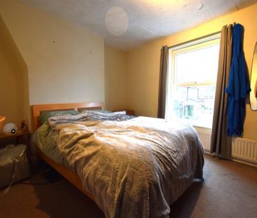 2 Bedroom End Terrace To Let - Photo 5