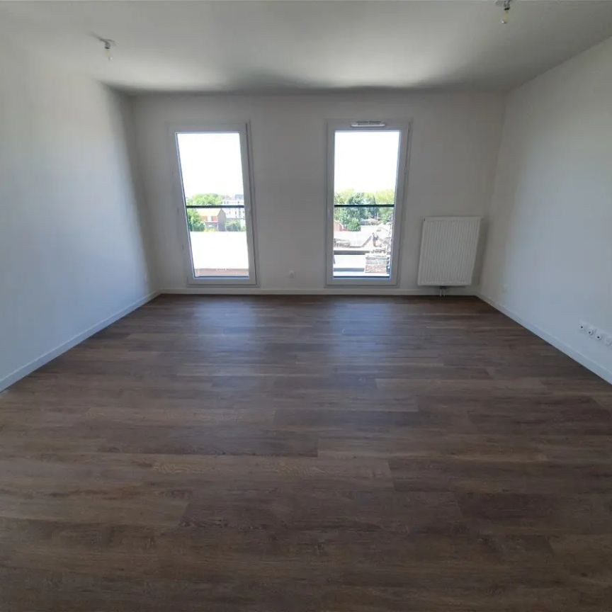 Location appartement 3 pièces - 67.52m² à Lille (59000) - Photo 1