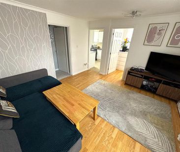 2 bedroom flat to rent - Photo 6