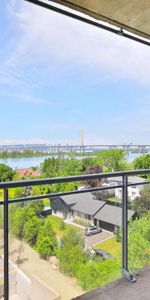 Lumineux 4 1/2 moderne tout inclus, vue imprenable sur le fleuve – Disponible immédiatement à Brossard - Photo 3