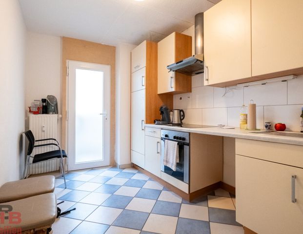 Zentral gelegene 2-Zimmer-Wohnung mit Balkon, ideal für Studenten und Singles!! - Photo 1