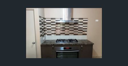 Cosy Four bedroom house at the heart of Byford - Photo 4