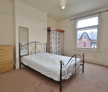 1 bedroom in a house share to rent - Photo 5