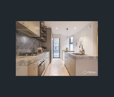 Contemporary Townhouse Steps from the Bay - Photo 6