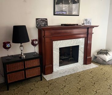 Croydon North - Photo 2