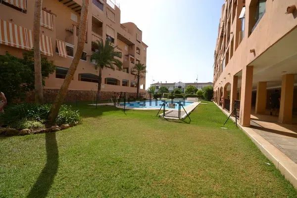 Alquiler de piso en Calle las Viñas, 31 - Photo 1