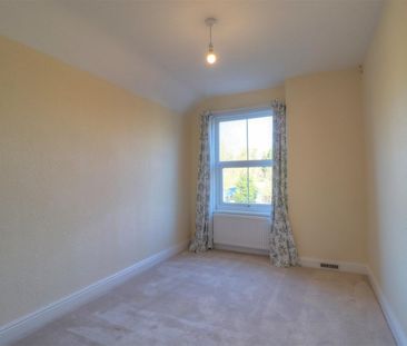 3 BED Terraced House To rent - Photo 4