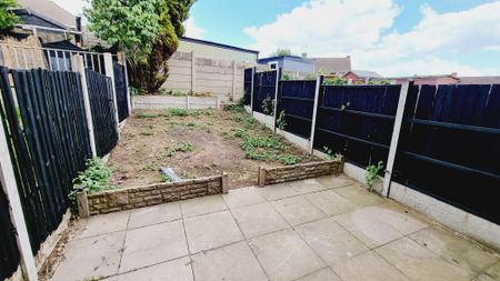 Hallchurch Road, Dudley - Photo 4