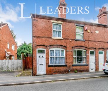 3 bedroom semi-detached house to rent - Photo 2
