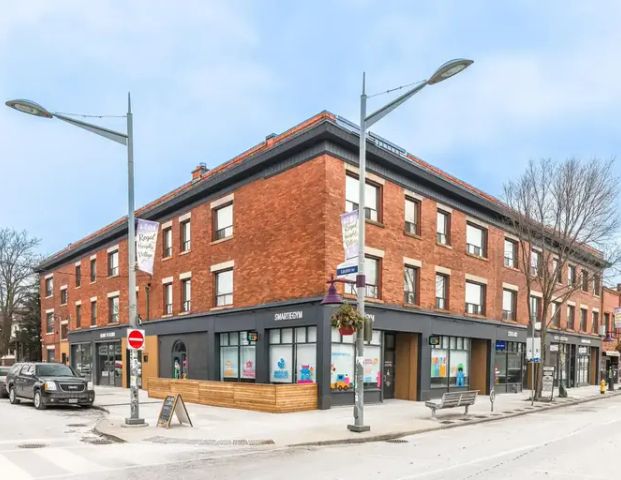 161, 167, 169 Lauder Av & 1072A-1074A St. Clair Av W | 161-169 & 1072A-1074A Lauder Avenue / St. Clair Avenue W, Toronto - Photo 1