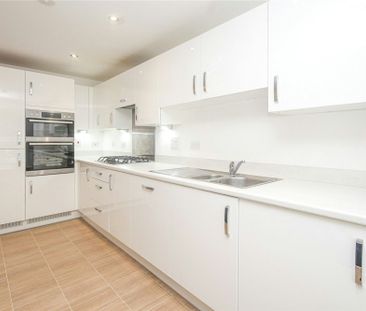 Bridge Road East, Welwyn Garden City, Welwyn Garden City, AL7 1JR - Photo 5