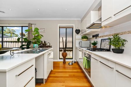 Private Low Maintenance Home - Photo 5