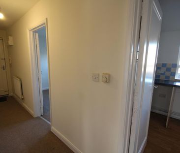 1 bedroom flat to rent - Photo 6
