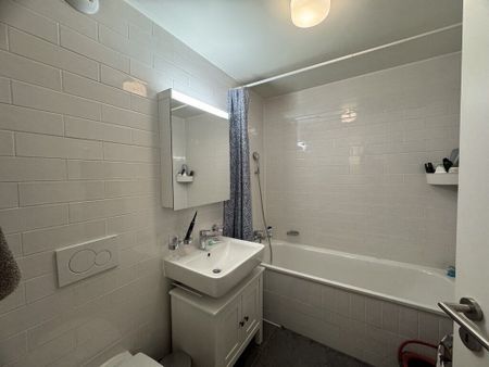 Modern 2.5-room apartment in Lausanne - Photo 4