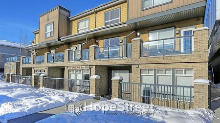 207 - 2416 34 Avenue SW, Calgary - Photo 2