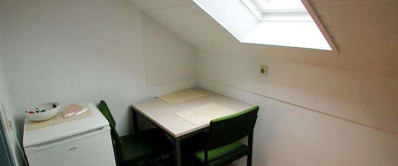 FLATmix.de / Freundliches 1-Zi-Apartement im 1.OG eines Privathauses - Photo 1