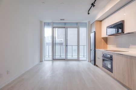 For Lease - 5 Defries Street Unit# 323, Toronto, Ontario - Photo 3