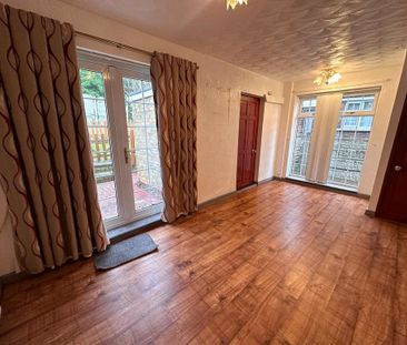 2 bedroom semi-detached house to rent - Photo 2