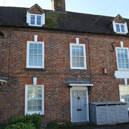 Faulkner Square, Hungerford, RG17 - Photo 1