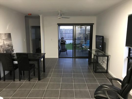 Burpengary - Photo 1