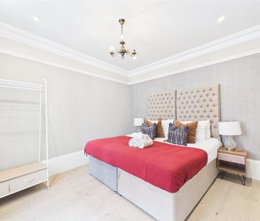 1 bedroom Flat in The Forbury, Berkshire - Photo 2