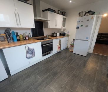 Montague Street, (Room 5), Beeston, NG9 1BA - Photo 4