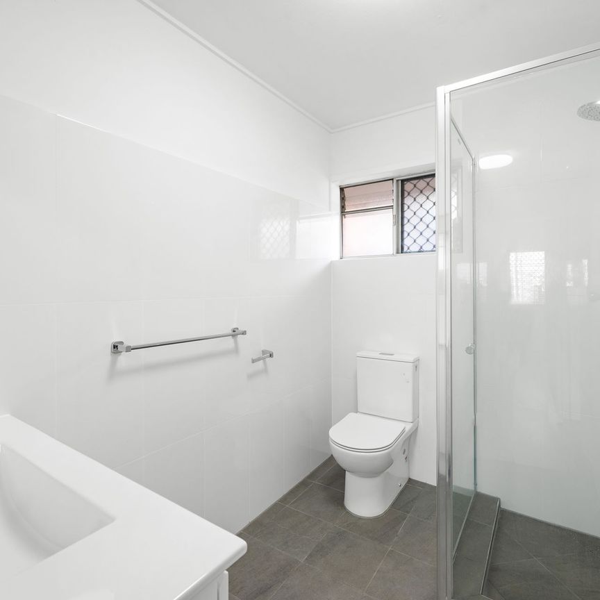 1/396 Old Cleveland Road Road, Coorparoo. - Photo 1