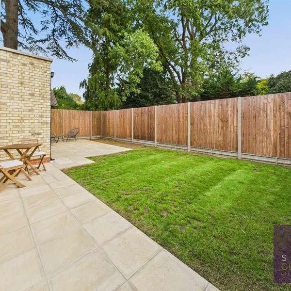 Woodside Avenue, Woodside Park, London, N12 - Photo 1