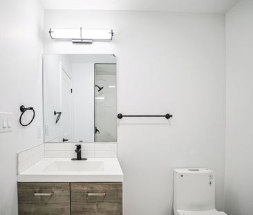 For Lease - 426 Veterans Drive Unit# 3, Barrie, Ontario - Photo 2