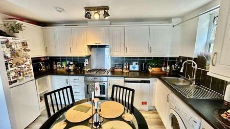 Dobede Way, Soham, CB7 - Photo 5