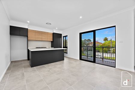 Modern Family Living In One Of Bulli's Best Locations - Photo 3