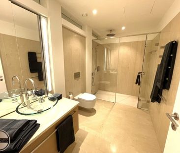 KUNSTVOLLES 1-SCHLAFZIMMER APARTMENT AM SEEBURGPARK / ARTISTIC 1-BEDROOM APARTMENT AT SEEBURGPARK - Photo 4