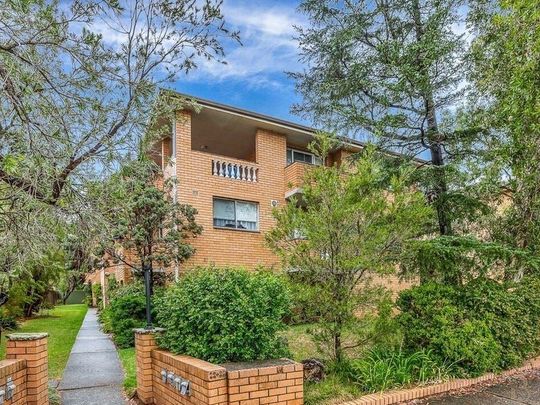 1/21-23 Fifth Avenue, Campsie NSW 2194 - House For Rent | Domain - Photo 1