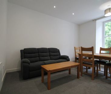 Flat Garland Place, Dundee - Photo 2