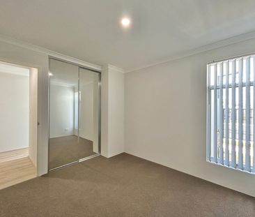 This newly built 3 bedroom, 2 bathroom home offers modern, low-main... - Photo 6